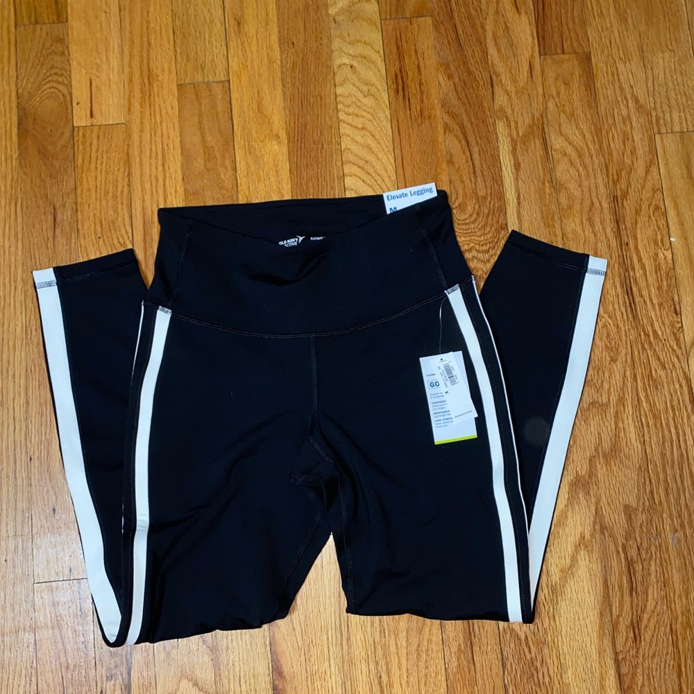 Old Navy elevate leggings